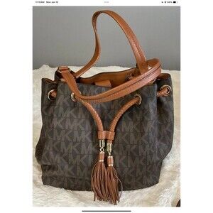 Michael Kors Brown/Tan Signature Logo Leather Jet Set Drawstring Bag Large MINT